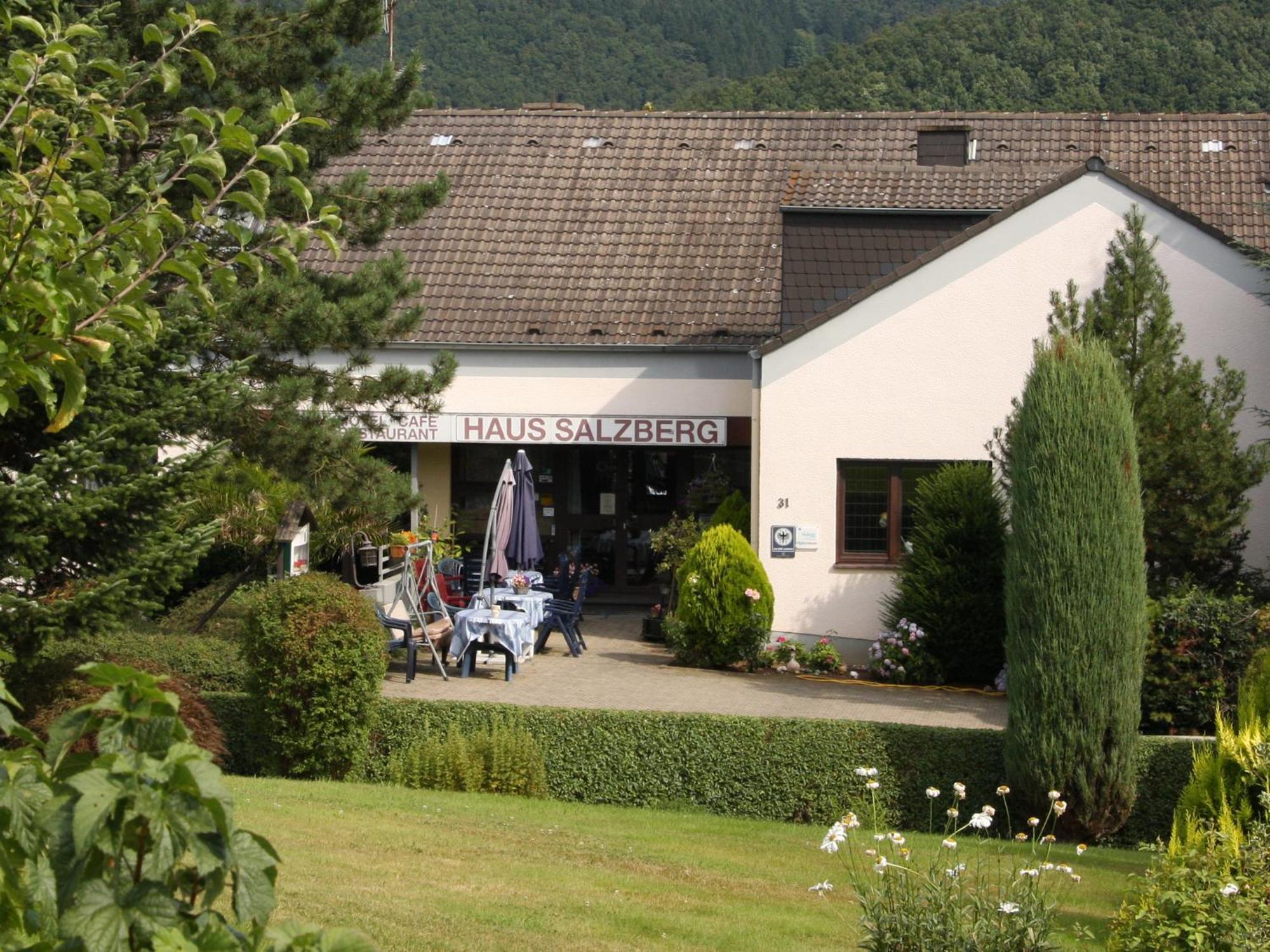 Hotel Haus Salzberg Garni Schleiden Exterior foto
